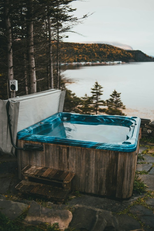 6-Person Hot Tub